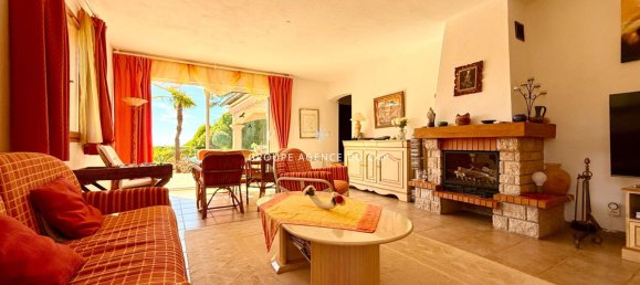 4 غرف نوم فيلا في Roquebrune-sur-Argens, France رقم 362653 6