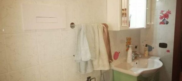 3 rooms Apartment in Catanzaro, Italy No. 140450 6