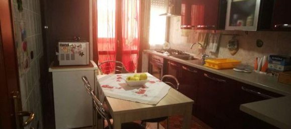 3 rooms Apartment in Catanzaro, Italy No. 140450 12