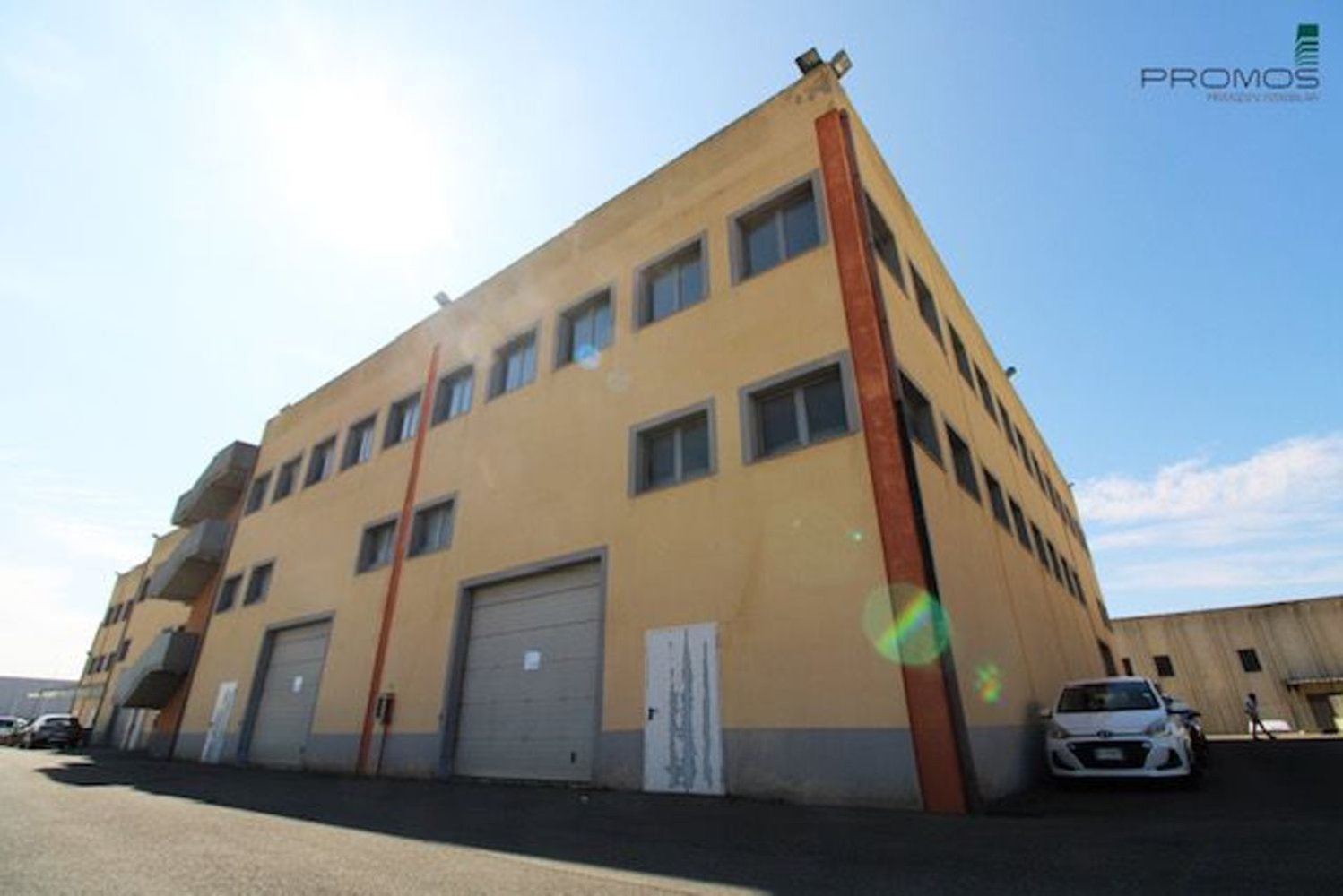 185m² Office in Sestu, Italy No. 159510
