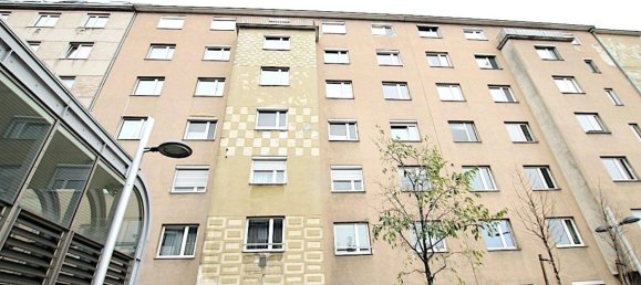 2 rooms Apartment in Favoriten, Austria No. 156434 6