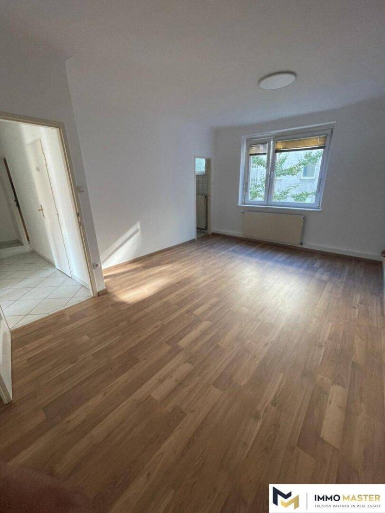 2 rooms Apartment in Favoriten, Austria No. 156434