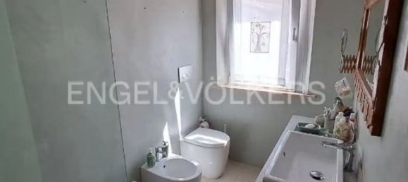 Дом с 10 комнатами в Анкона, Италия № 104698 6