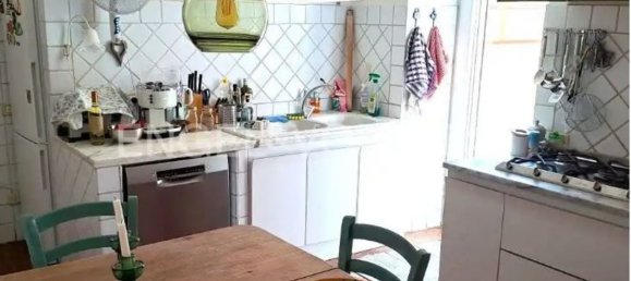 Дом с 10 комнатами в Анкона, Италия № 104698 10