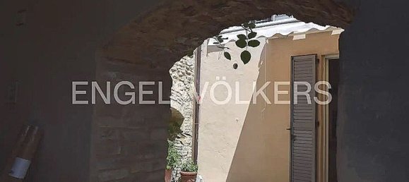 Дом с 10 комнатами в Анкона, Италия № 104698 46