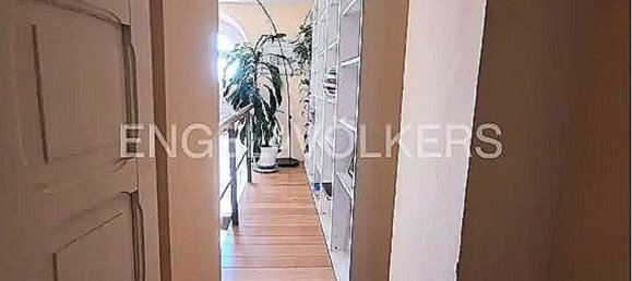 Дом с 10 комнатами в Анкона, Италия № 104698 30