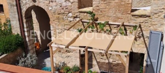 Дом с 10 комнатами в Анкона, Италия № 104698 25