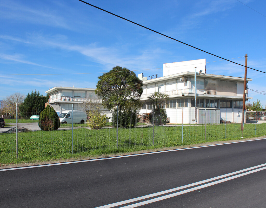  عقار تجاري في Katerini, Greece 1600متر مربع رقم 99793