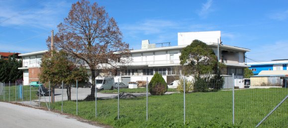  عقار تجاري في Katerini, Greece 1600متر مربع رقم 99793 3