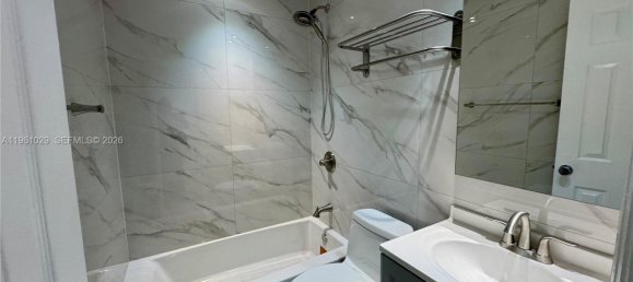 2 dormitorios propiedad comercial en alquiler en Miami, Miami-Dade, Florida, USA № 614284 13