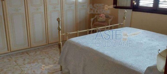 4-Zimmer Wohnung in Torre Annunziata, Italy, Nr. 9548 33