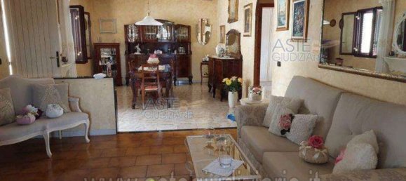 4-Zimmer Wohnung in Torre Annunziata, Italy, Nr. 9548 39