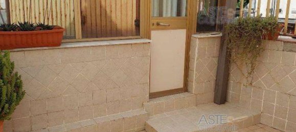 4-Zimmer Wohnung in Torre Annunziata, Italy, Nr. 9548 21