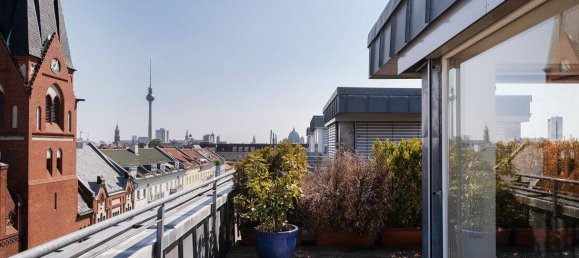 Пентхаус с 2 спальнями в Митте, Германия № 43472 2