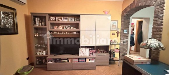 2 bedrooms Villa in Novara, Italy No. 375534 5