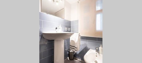 3 bedrooms Apartment in Catania, Italy No. 69759 11