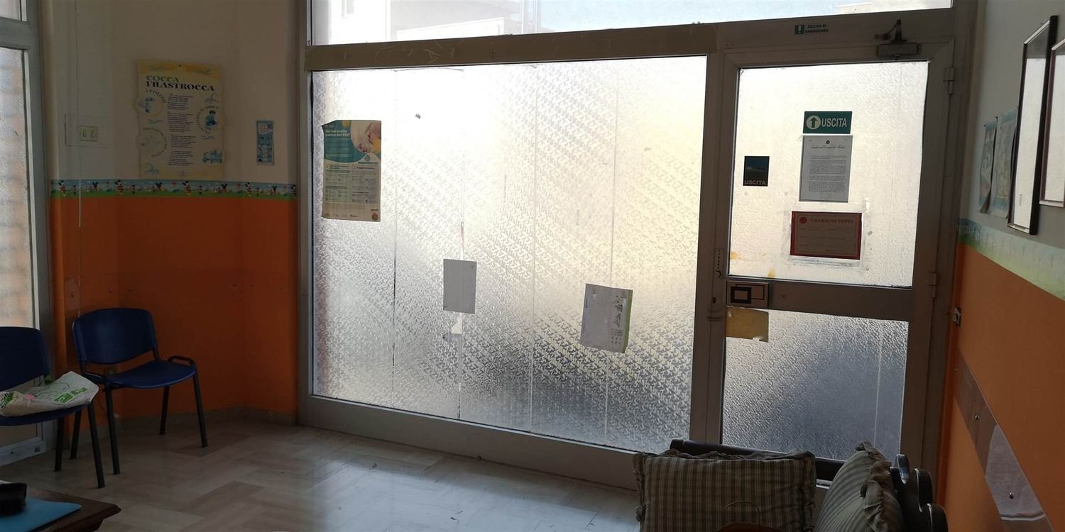 43m² Commercial property in Palermo, Italy No. 320960