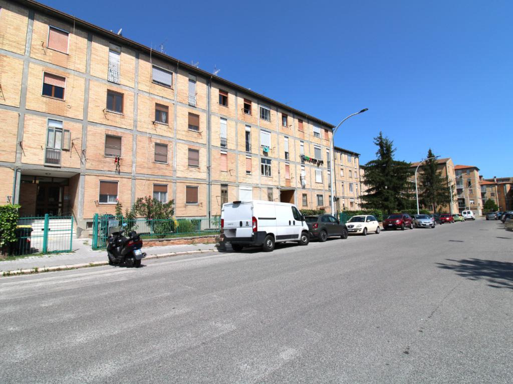 Apartamento de 3 dormitorios en Campobasso, Italy No. 305681