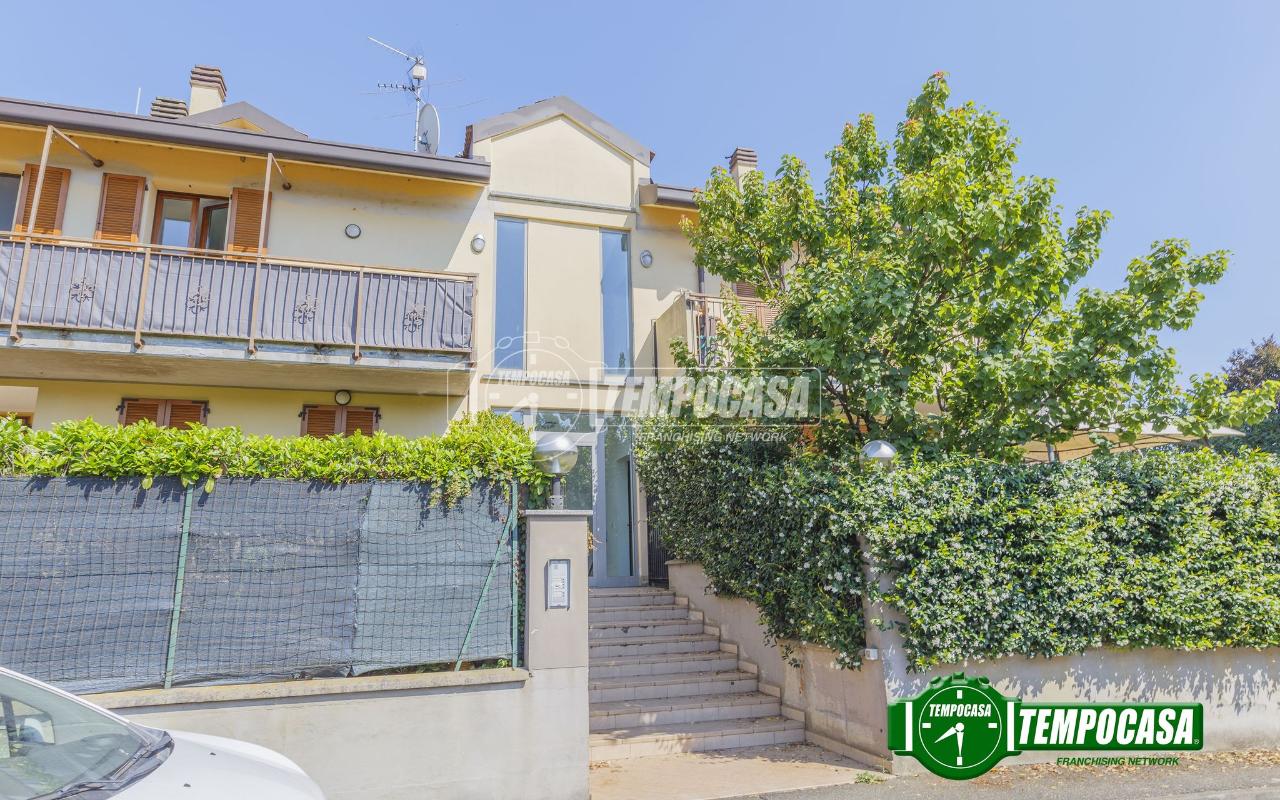 2 rooms Apartment in Giussago, Italy No. 154319