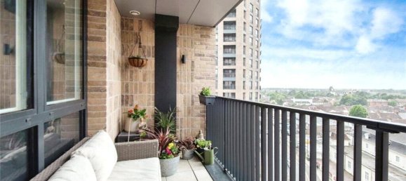 2 bedrooms Apartment in Southall, United Kingdom No. 11107 9