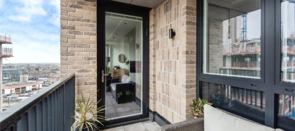 2 bedrooms Apartment in Southall, United Kingdom No. 11107 10