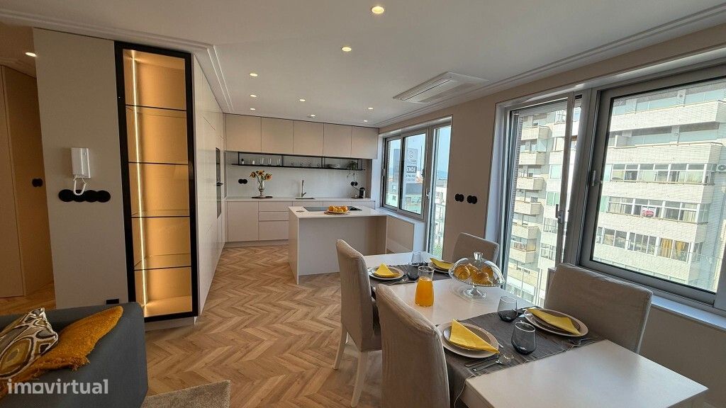 3 غرف نوم شقة في Porto, Portugal رقم 355359