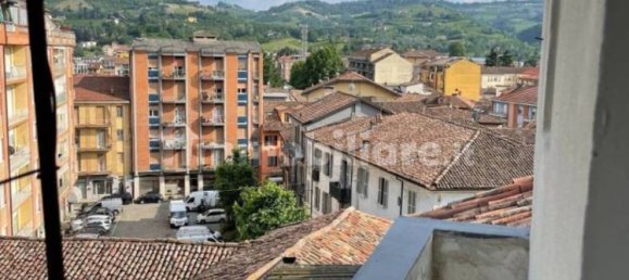 5 rooms Apartment in Canelli, Italy No. 63422 10
