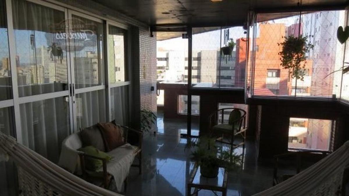 Apartamento de 4 dormitorios en Curitiba, Brazil No. 442378