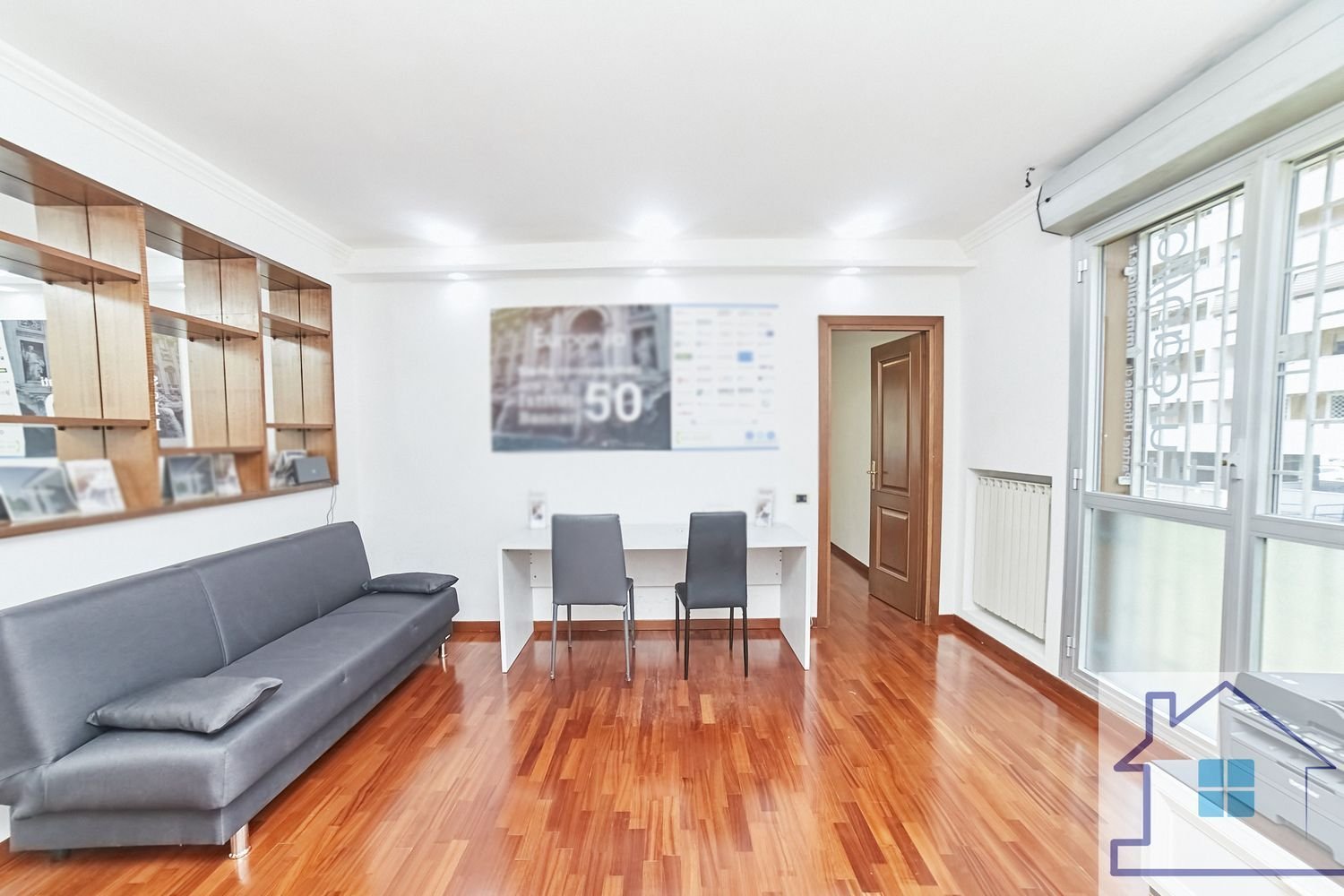 2 rooms Apartment in Rome, Italy No. 270667