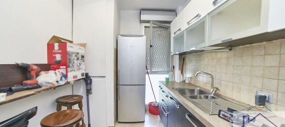 2 rooms Apartment in Rome, Italy No. 270667 8