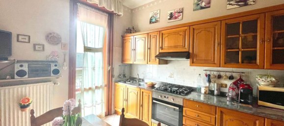 Apartamento de 4 dormitorios en Alseno, Italy No. 357353 3