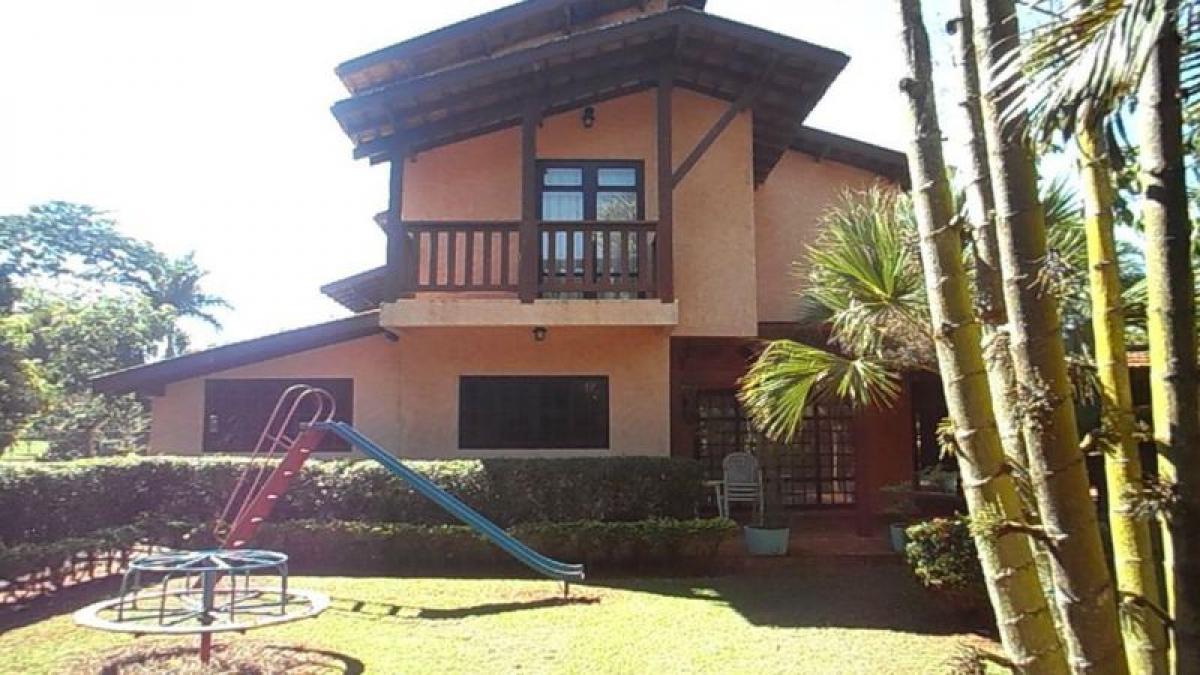 Casa de 3 dormitorios en Sao Paulo, Brazil No. 589838