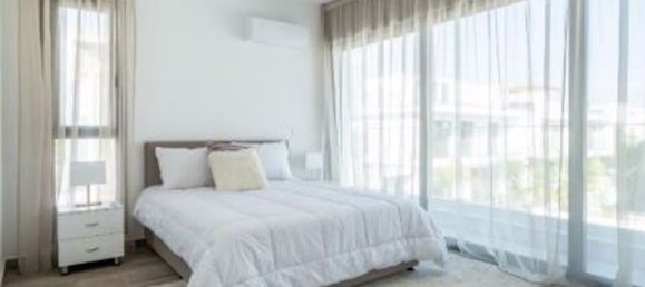 Villa de 5 dormitorios en Oroklini, Cyprus No. 17108 6