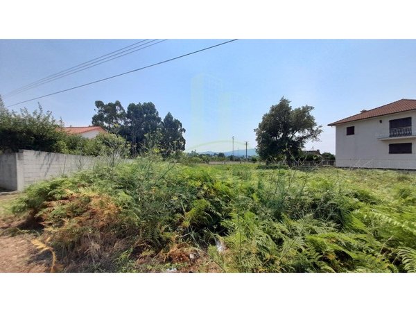 Земельный участок 1495м² в Валенса, Португалия № 50406