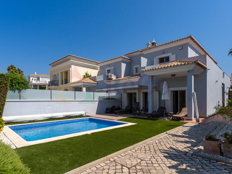 3 Schlafzimmer Stadthaus in Almancil, Portugal, Nr. 232366