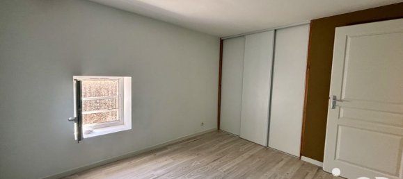 3 bedrooms House in Deux-Sevres, France No. 295812 9