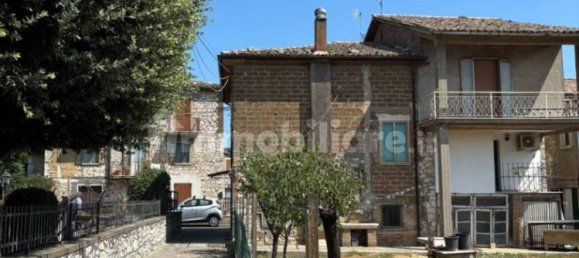 Дом с 4 спальнями в Гуардея, Италия № 164832 3