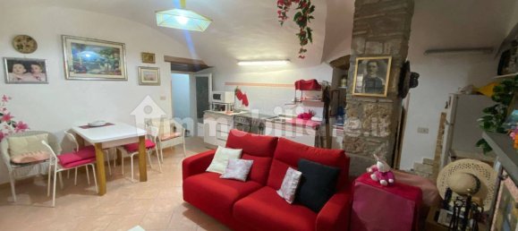 2 Schlafzimmer Wohnung in Bagnoregio, Italy, Nr. 328334 4