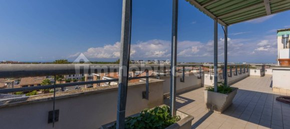 Ático de 1 dormitorio en Fiumicino, Italy No. 339144 17