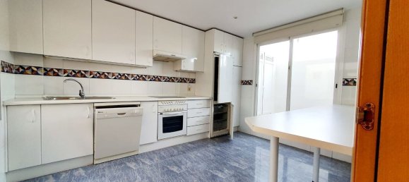 3 غرف نوم تاون هاوس في Estepona, Spain رقم 97368 8