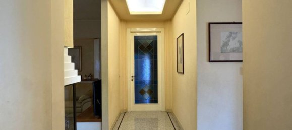 8 rooms Apartment in Fermo, Italy No. 183090 12