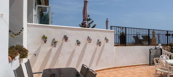 7 bedrooms Villa in Alameda, Spain No. 173029 6