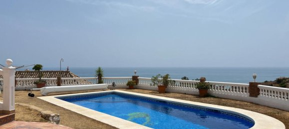 7 bedrooms Villa in Alameda, Spain No. 173029 46