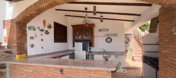 7 bedrooms Villa in Alameda, Spain No. 173029 25