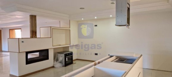 Casa de 6 dormitorios en Leiria, Portugal No. 156489 12