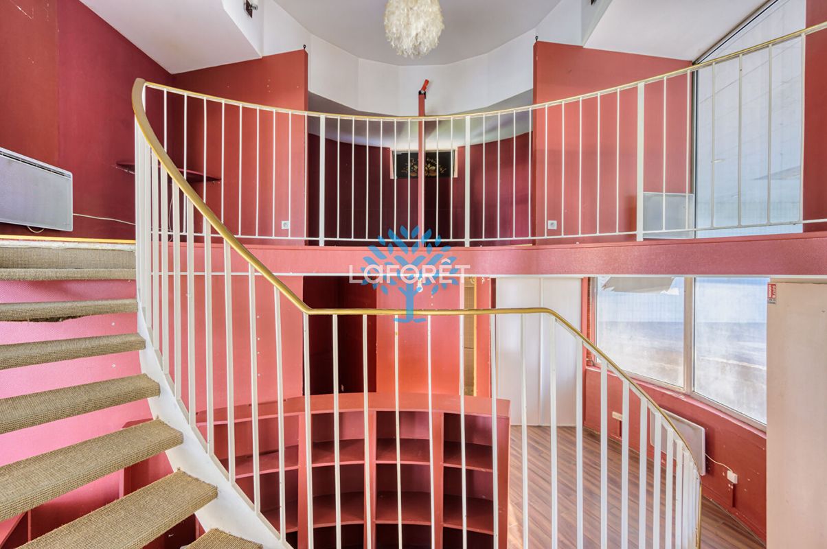 Propiedad comercial en Puteaux, France 36 m² No. 168192