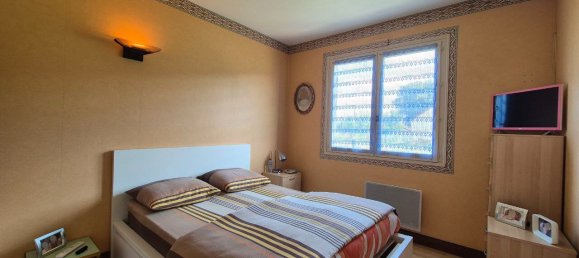 5 bedrooms House in Bellegarde, France No. 245549 6