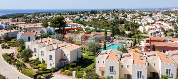 2 bedrooms Bungalow in Lagoa, Portugal No. 91534 8