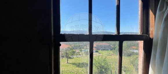 2 bedrooms House in Marco de Canaveses, Portugal No. 27163 10