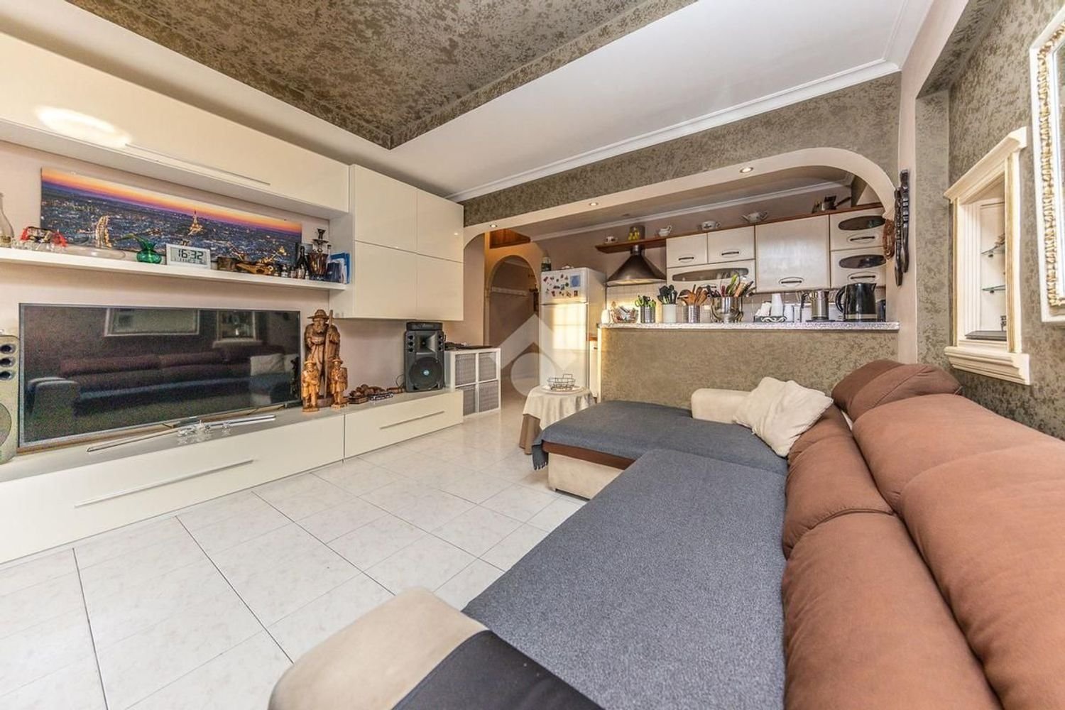3-Zimmer Wohnung in Rome, Italy, Nr. 128914